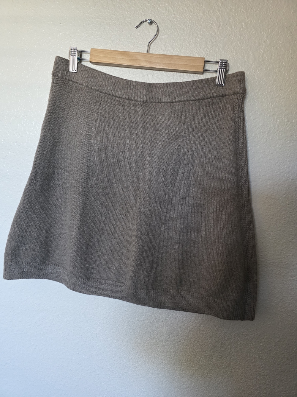 *NWT* Banana Republic A-Line Ribbed Skirt, Taupe/Brown
